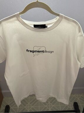 FRAGMENT x BEARBRICK sz M White Short Sleeve Tee Tshirt Medicom Toy